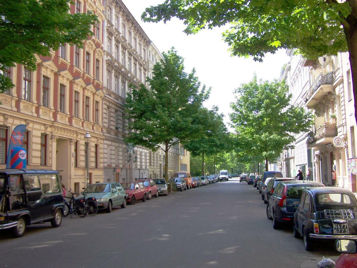 Quiet Courtyard Apartment Berlin Exterior photo